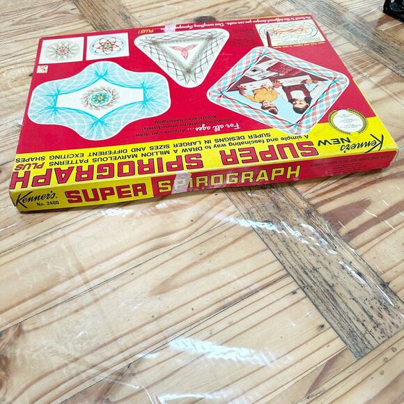Vintage 1969 Kenner Super Spirograph Set - Picture 2 of 5